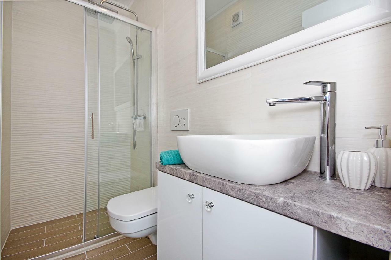 Apartment Mira Makarska Esterno foto